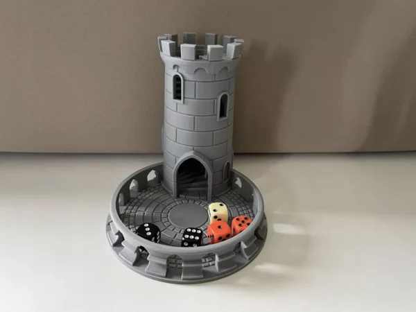 42180ad3e286c9f60b5c2ae58fc8fae7.jpg Wieża do kosci / Dice Tower