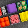 c2ace066ff595bce8332eb6485a16e83.jpg Pojemniki/Tacki na zasoby do gier planszowych 8 szt. | GAMU Trays