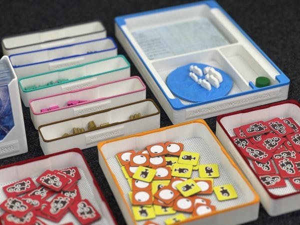 9 Insert pasujący do gry Na dnie morza + gratis