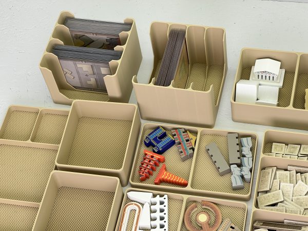 9 Insert pasujący do gry Wielce Imponujące Budowle
